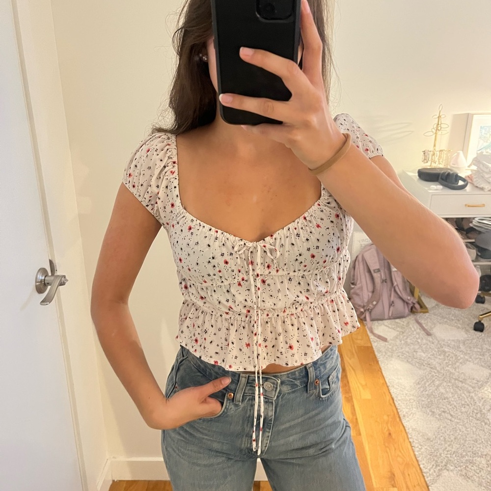 Princess Polly top size 2